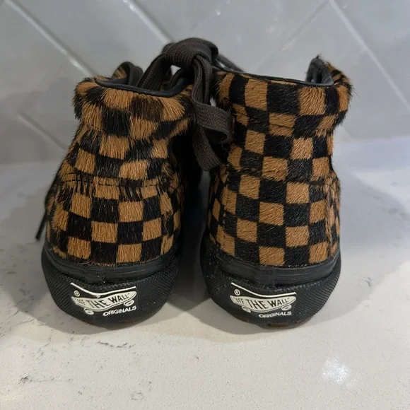 Vans off the wall Calf Hair sneakers 6.5 camel and dark brown 🐪 - Picture 3 of 6